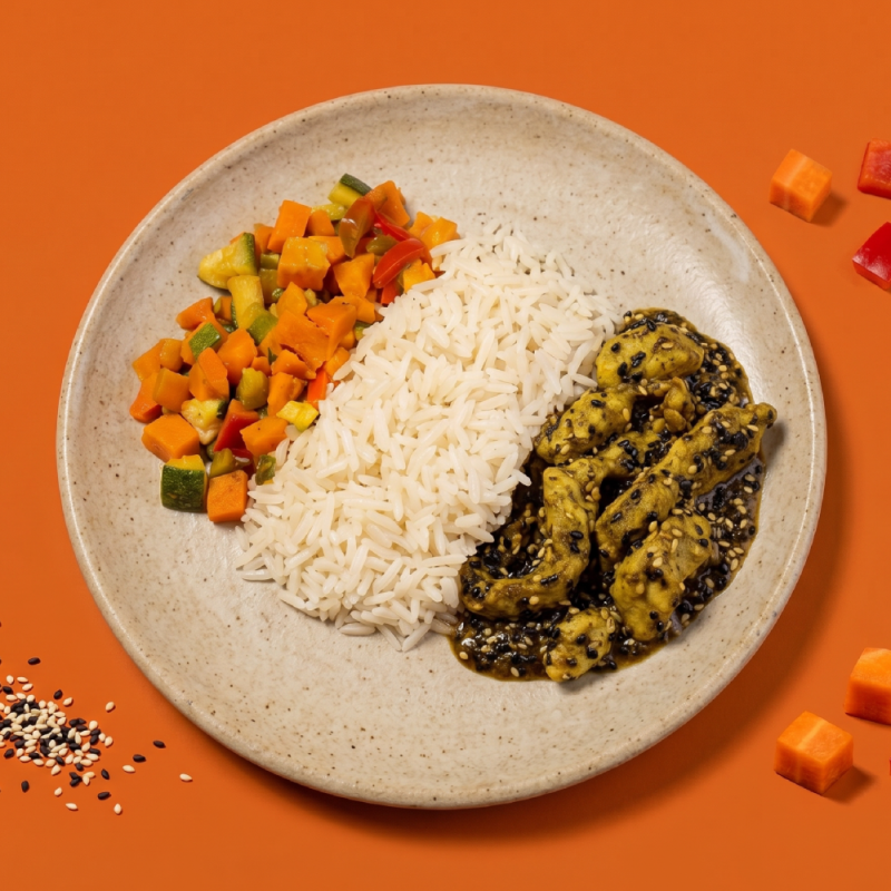 marmita - frango em tiras com gergelim + arroz branco + legumes grego