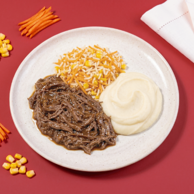 marmita - costela desfiada + arroz com cenoura e milho + purê de batata