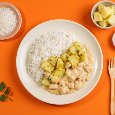 marmita - strogonoff light de frango + arroz branco + batata sautée marmita - strogonoff light de frango + arroz branco + batata sautée