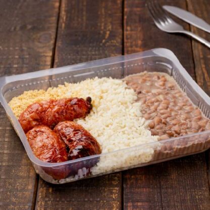 nosso pf- prato 1- linguiça +arroz branco + feijão carioca + farofa