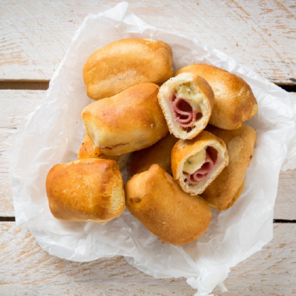 enroladinho de queijo e presunto (25 unidades)