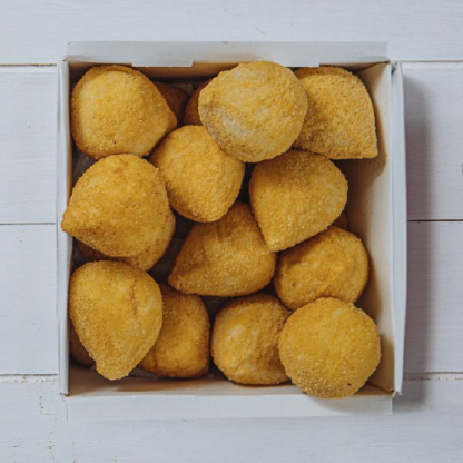 coxinha de frango e requeijão cremoso (20 unidades)