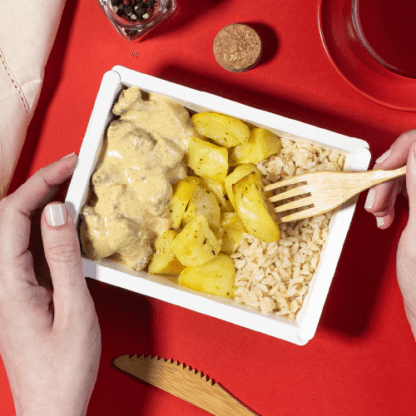 marmita – strogonoff light de carne + arroz integral + batata sautée