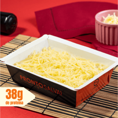 marmita – escondidinho de carne moída + purê de batata e parmesão