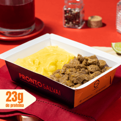 marmita – filé mignon suíno com alho poró + purê de mandioquinha