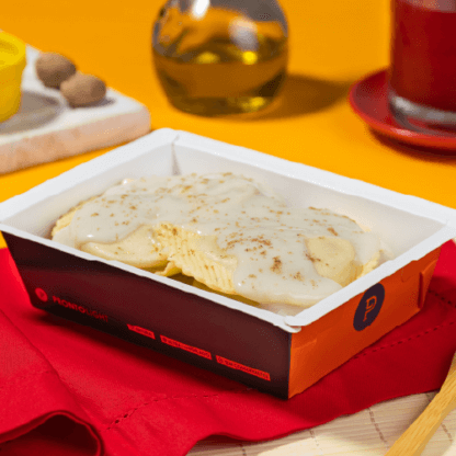 marmita – mezzaluna de frango e molho branco