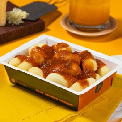 marmita – nhoque recheado de mussarela e molho ao sugo