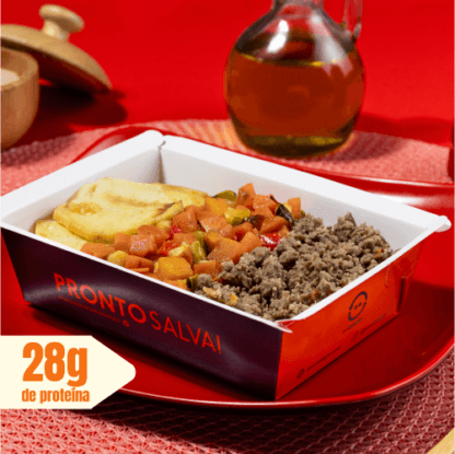 marmita – carne moída + batata doce + legumes grego