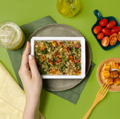 marmita – queijo coalho gratinado + arroz integral + feijão fradinho