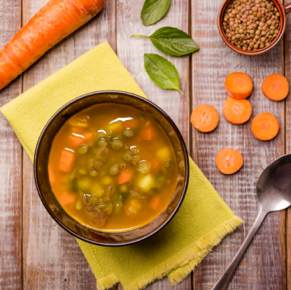sopa de costela desfiada com lentilha